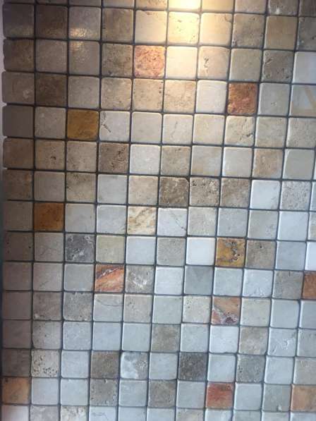Мозаика из природного камня оникса травертина мрамора в Сочи фото 4