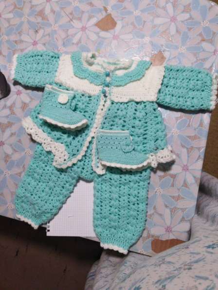 Вязаный костюмчик младенцу в Каменске-Уральском фото 11