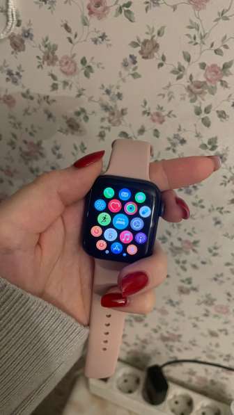 Apple Watch SE 44