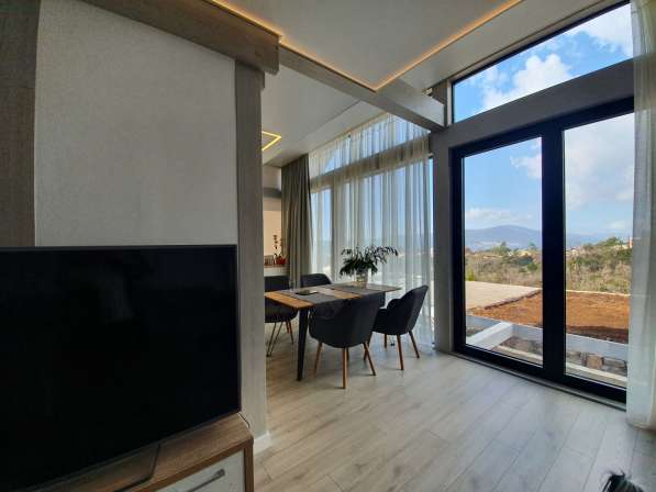 Новый дом по цене квартиры, Тиват, Черногория в фото 10