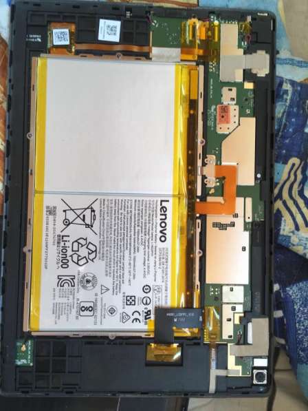 Планшет Lenovo Tab 4 10 в Тюмени