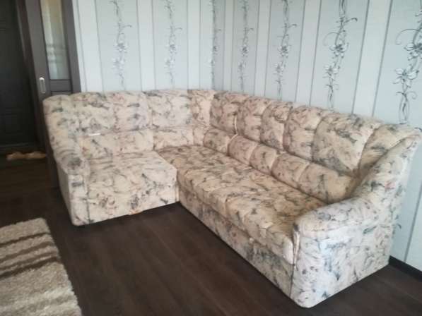 Продается угловой диван в фото 3
