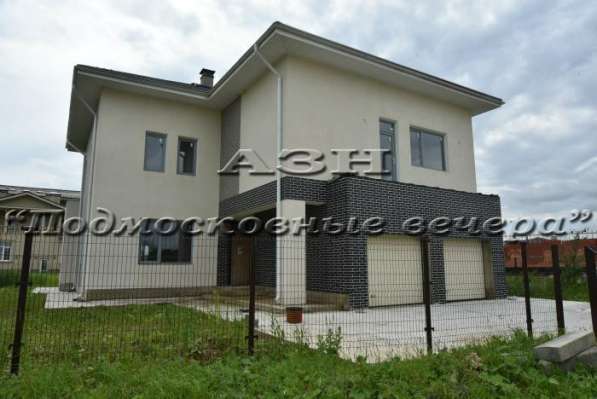 Продам коттедж в Москва.Жилая площадь 390 кв.м.Есть Электричество.