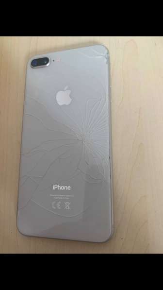 Продам IPhone 8+ в Анапе