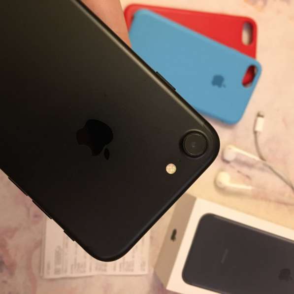 Телефон IPhone 7 128GB в Ставрополе