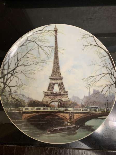 Сувенирная тарелка Париж