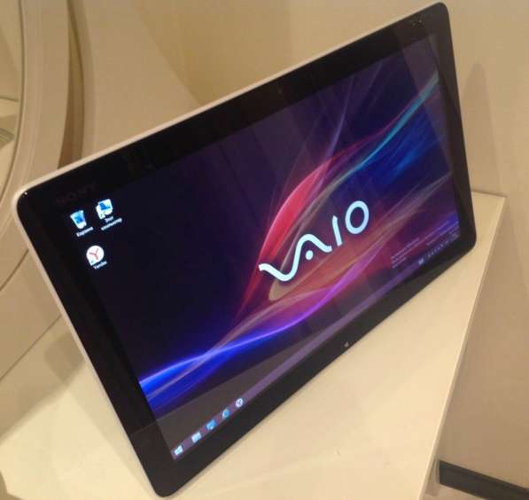 Моноблок Sony VAIO Tap 20