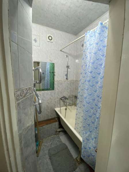 Продается 2х комнатная квартира в центре Бишкека! в фото 3