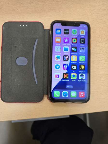 Смартфон iPhone XR