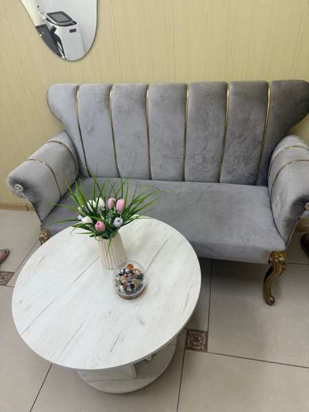 Диван и стол в Махачкале