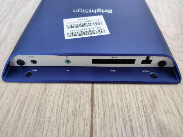 Профессиональный медиаплеер BrightSign [XT244]