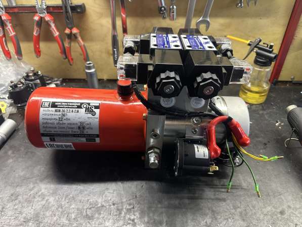 Гидравлика для снегоуборочного отвала