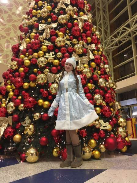 Дед Мороз и Снегурочка. Сказка уже стучится в дом в Новосибирске