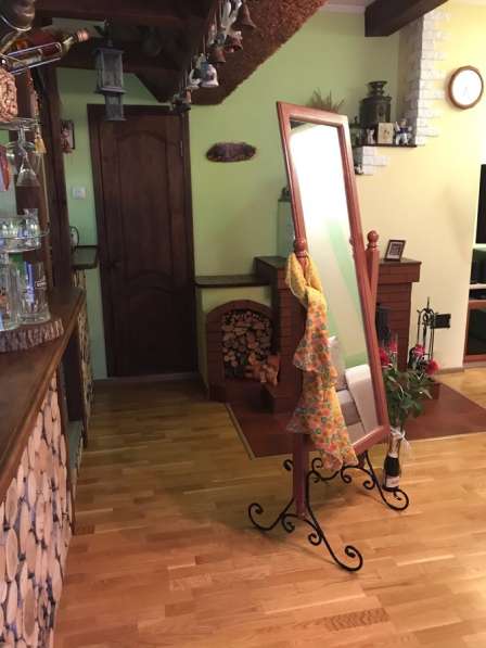 ПРОДАМ ДЕРЕВЯННОЕ НАПОЛЬНОЕ ЗЕРКАЛО!!! в Калининграде фото 4