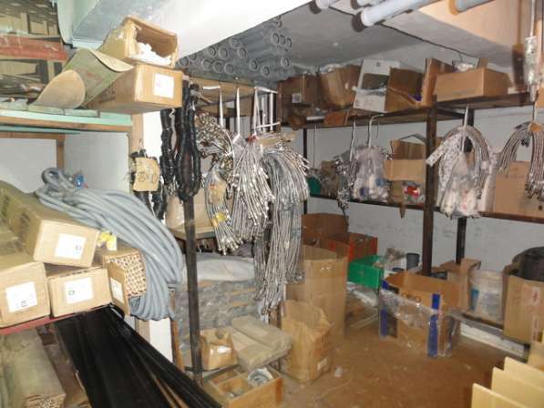 Продаётся действующий бизнес, магазин- по продаже строй мате в Магадане фото 7