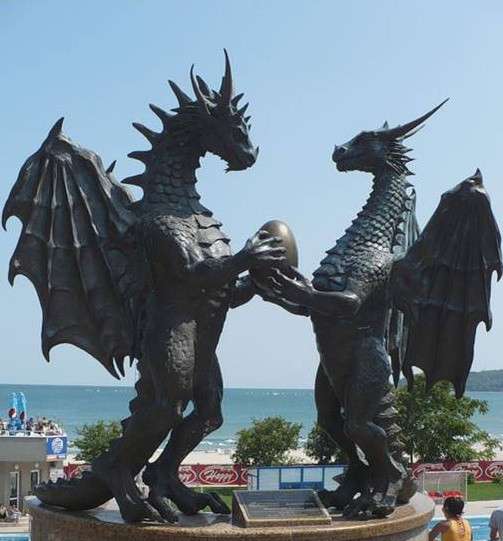 Скульптуры драконов из металла в Краснодаре фото 3