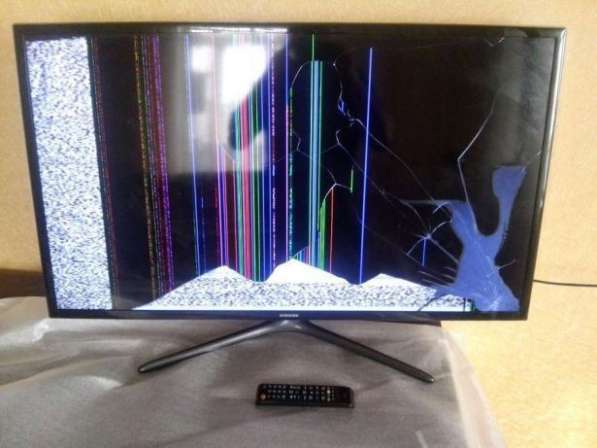 Телевизоры с разбитыми матрицами