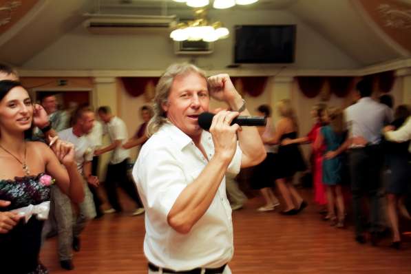 Ведущий, музыка на свадьбу, юбилей, корпоратив в Луганске