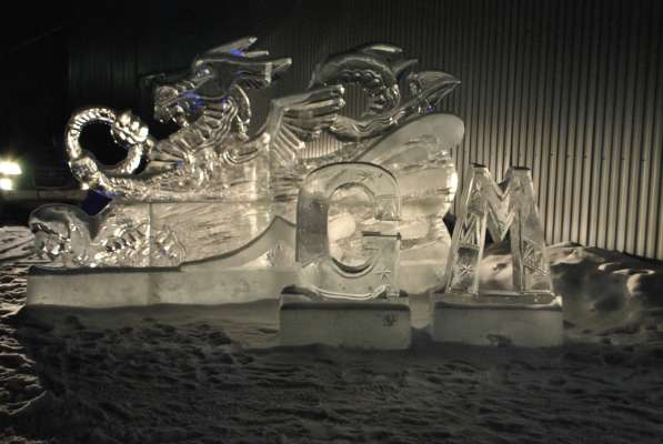 Ледовый городок, ледовая скульптура, природный лед в Сургуте фото 5