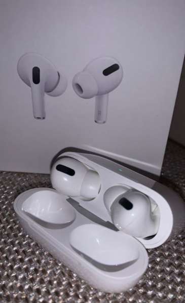 Наушники Apple EarPods pro