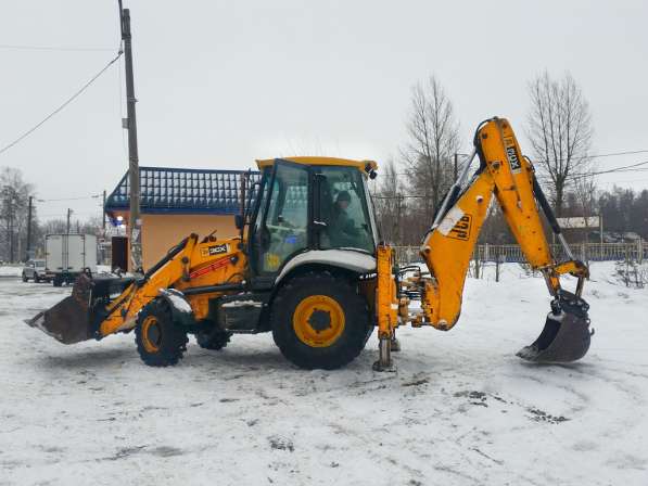 Экскаватор-погрузчик JCB 3CX 2010 года в Санкт-Петербурге фото 9