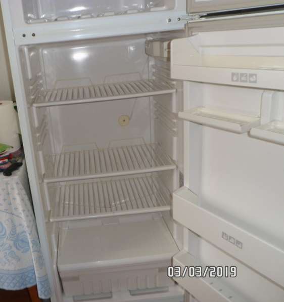 Двухкамерный холодильник - морозильник stinol 110 в Краснодаре фото 3