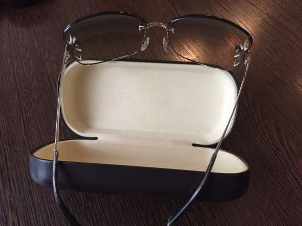 Новые женские солнечные очки L Vuitton. Торг в Сочи