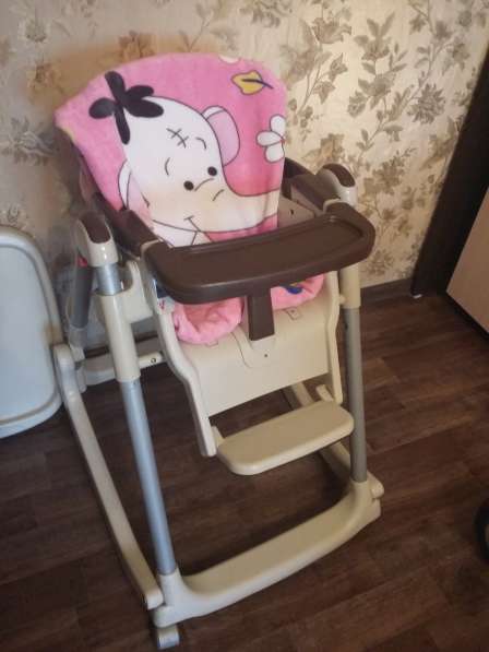 Продам детские кресло-стул и коляску-трость в Санкт-Петербурге