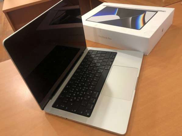 Apple MacBook Pro 14 2021 M1 Max 10/32 64Gb 2TB