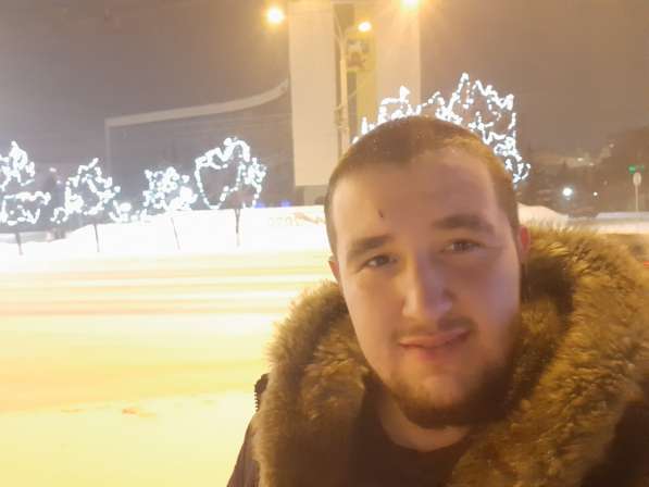 Алексей, 22 года, хочет пообщаться