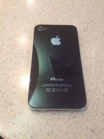 IPhone 4S на 64Gb