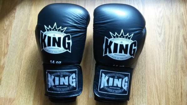 Продаются боксерские перчатки King