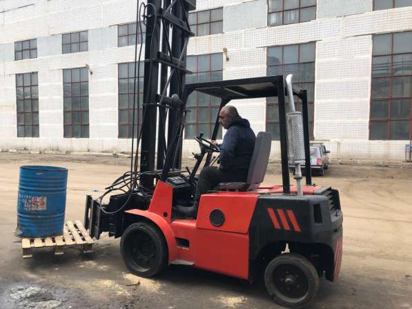 Balkancar для трехсторонней обработки груза 1500 кг