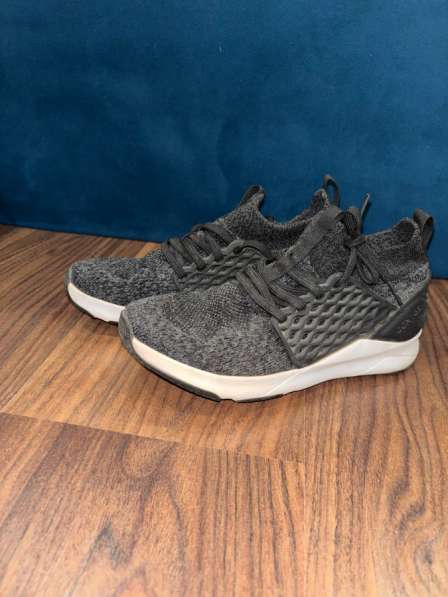 Кроссовки женские в Казани фото 4