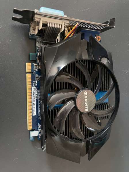 Видеокарта GYGABYTE GT 740 2gb