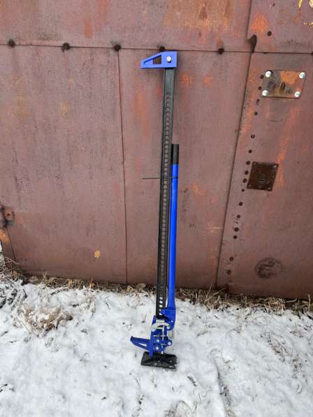 Домкрат реечный