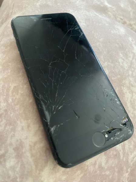 2 айфона в Саратове