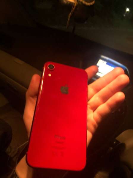 Продам IPhone XR 64 гб