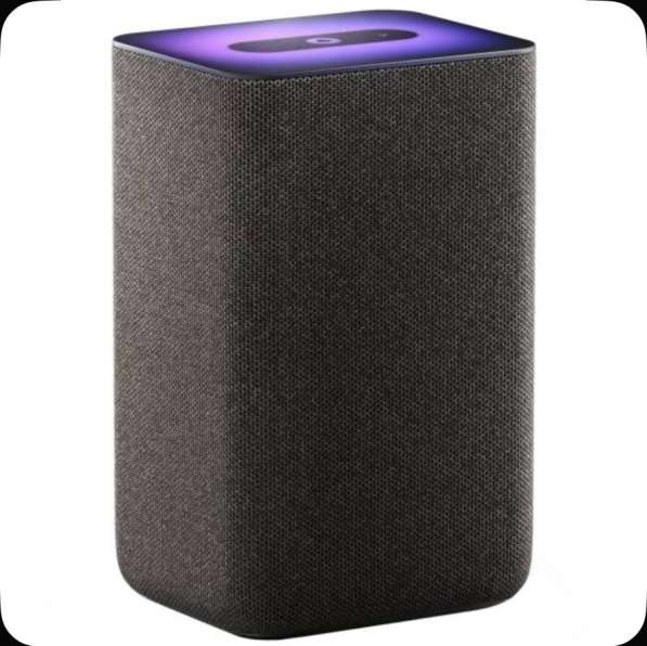 Умная колонка Алиса