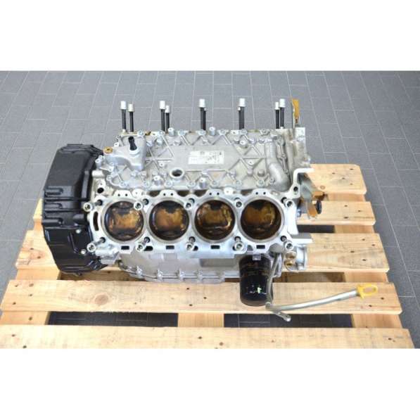 Двигатель Мазерати Грандтуризмо 4.2 V8