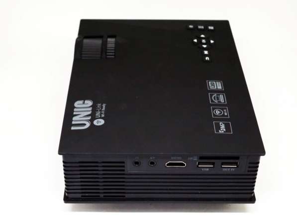 Мультимедийный проектор Unic UC68 WIFI в фото 6