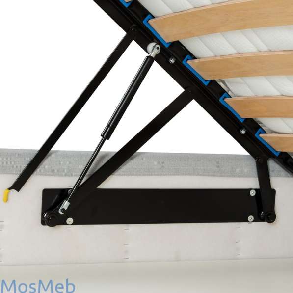 Двухместная кровать б/у в 