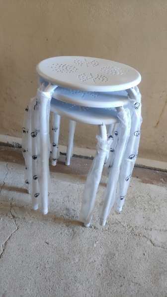 Железные стулья