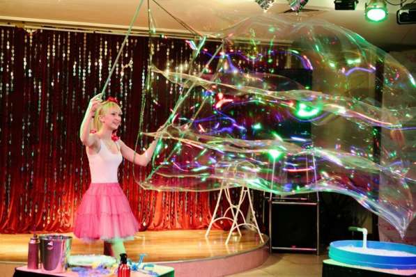 Шоу мыльных пузырей в Екатеринбурге, шоу пузырей цена