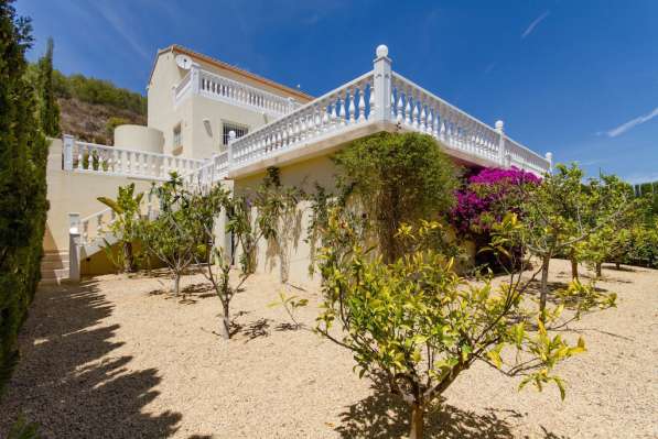 Испания, Кальпе - продажа красивой виллы с видом на море в фото 13