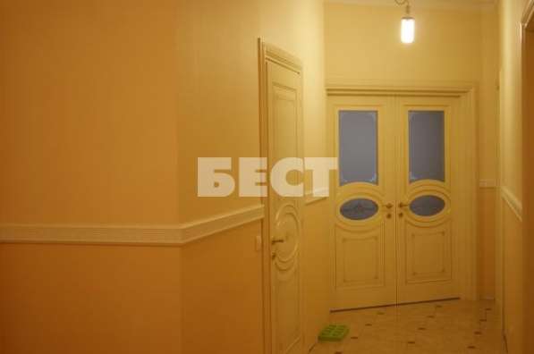 Продам четырехкомнатную квартиру в Москве. Жилая площадь 120 кв.м. Этаж 4. Дом монолитный. в Москве фото 23