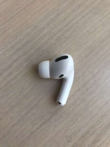 AirPods Pro Right в Санкт-Петербурге