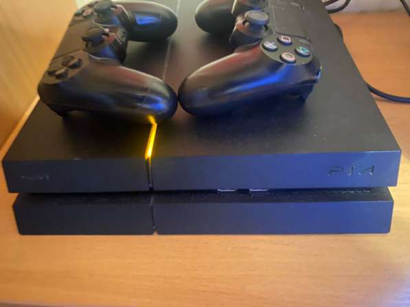PS 4