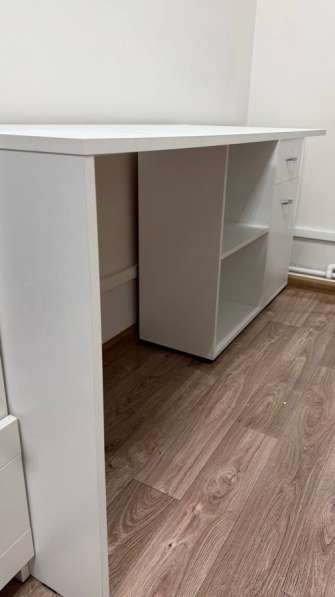 Письменный стол угловой