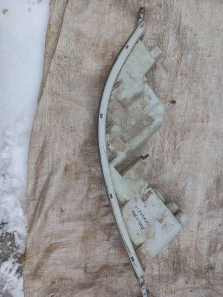 Продам фару в 